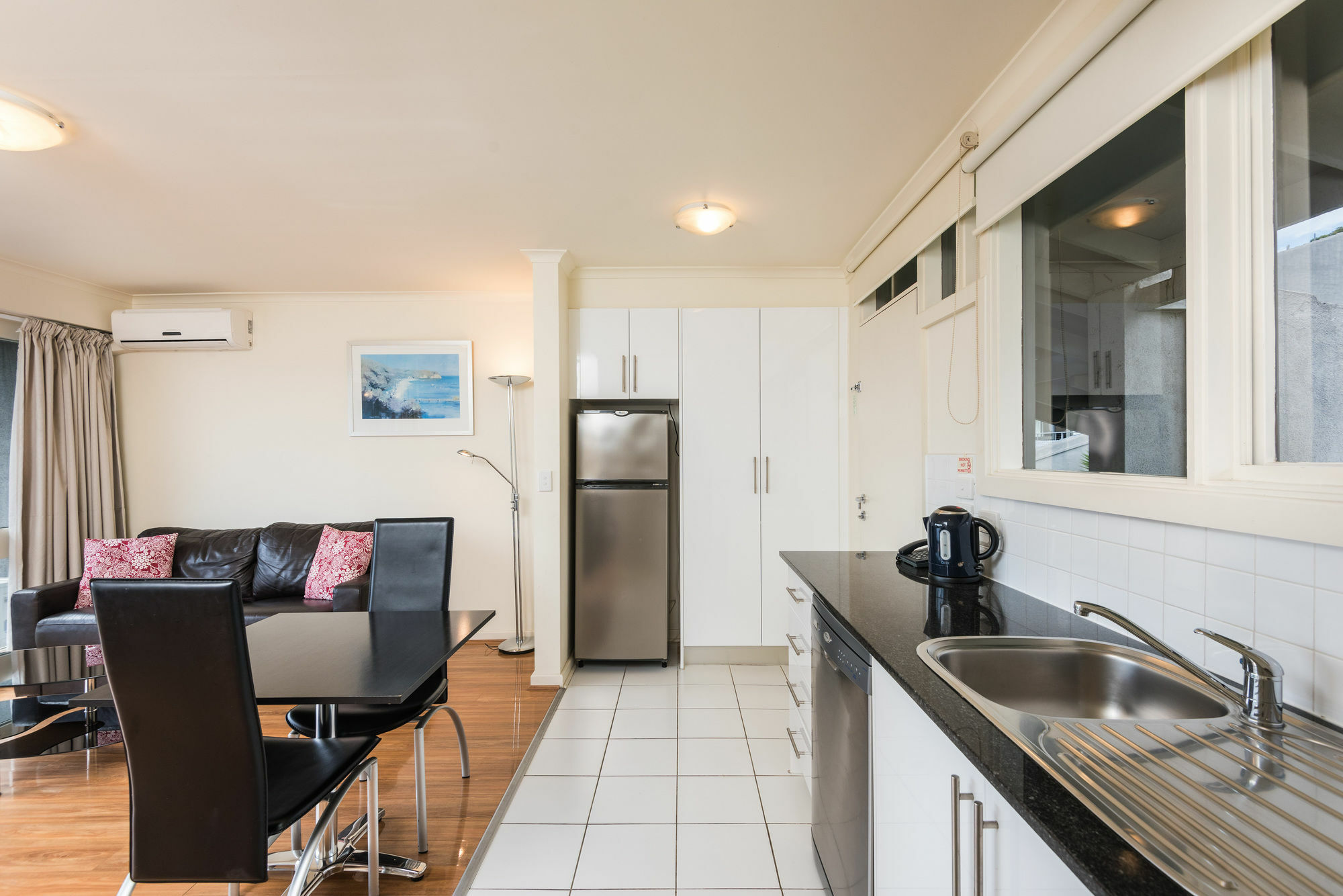 נארומה Horizon Holiday Apartments מראה חיצוני תמונה